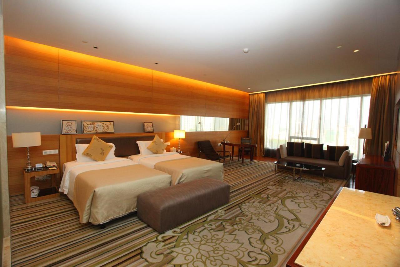 Hj International Hotel Dongguan  Exteriör bild